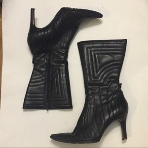 9 West Genuine Leather Mid Ankle Quilted Boot SZ10